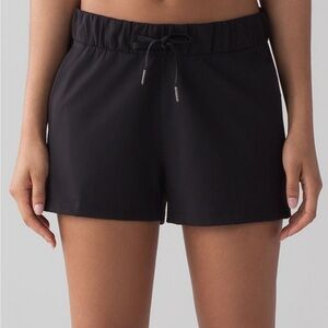 Lululemon On The Fly Short *2.5